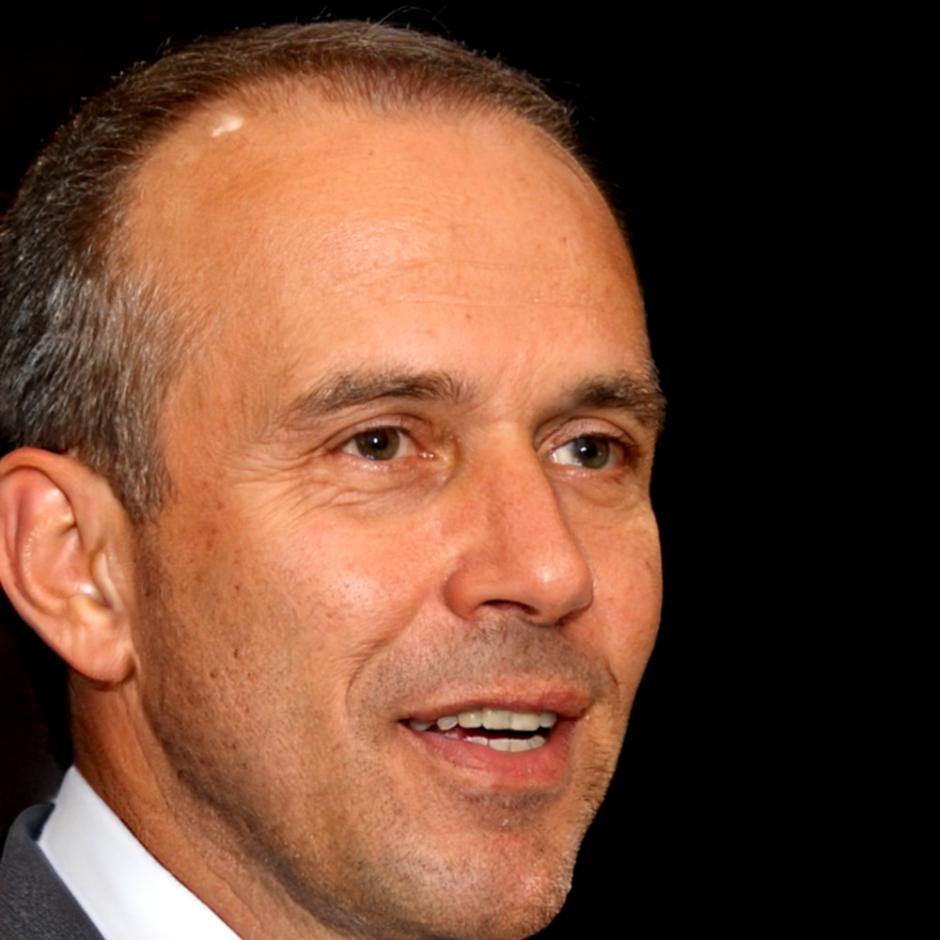 Perfil profesional del equipo de análisis financiero